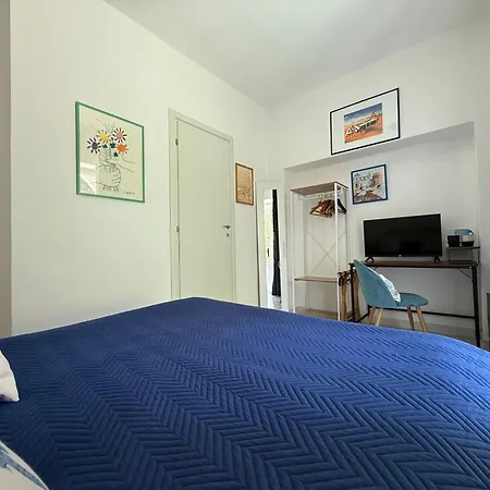 Eliza Art * Κάπρι