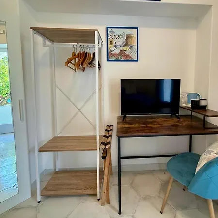 Eliza Art Κάπρι